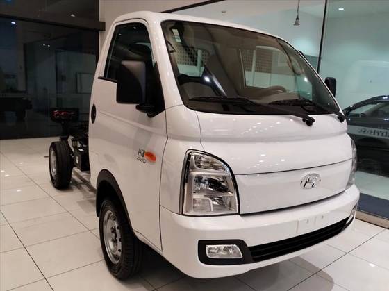 HYUNDAI HR 2.5 TURBO DIESEL CS 4WD MANUAL